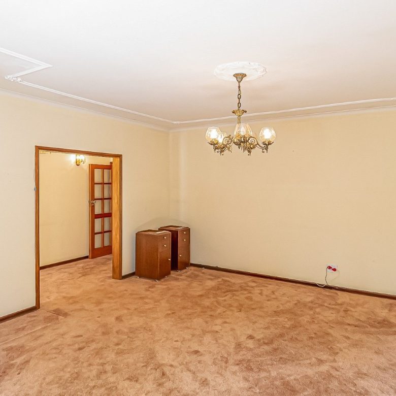 Kensington – Fully renovated family home