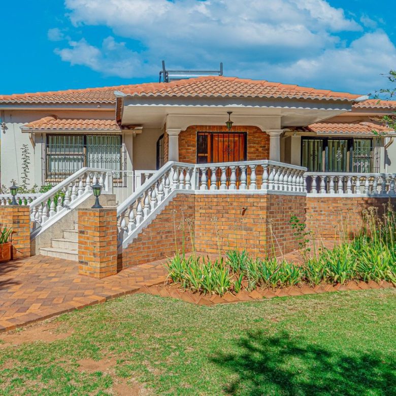 Kensington – Fully renovated family home