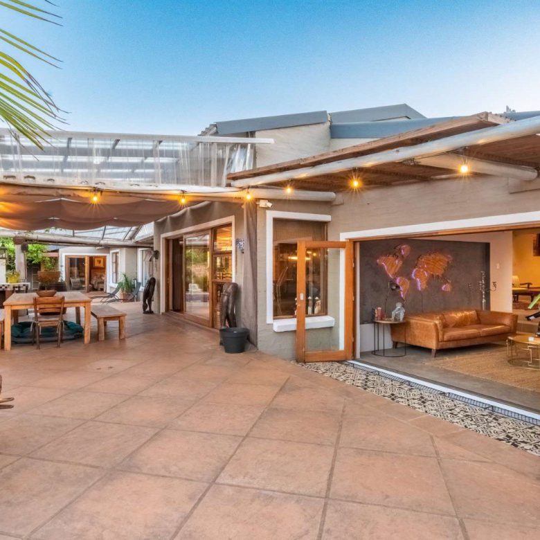 Little Falls, Roodepoort – Exceptional 4 Bedroom Home   