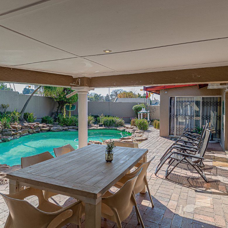 Blairgowrie, Randburg – Renovated 5 Bedroom Home
