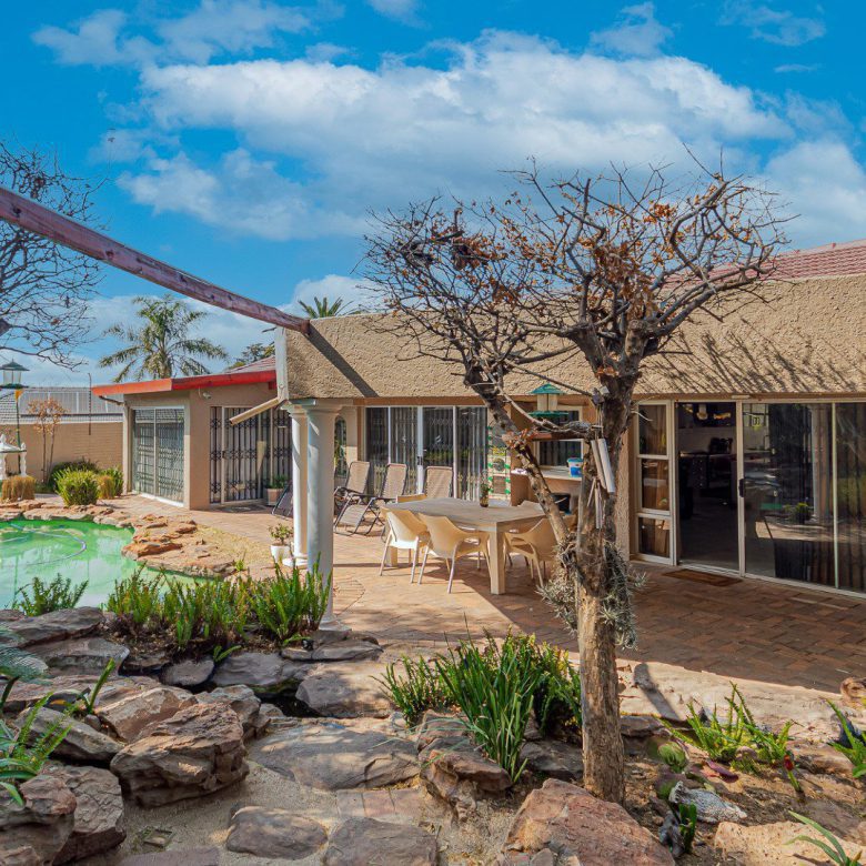 Blairgowrie, Randburg – Renovated 5 Bedroom Home