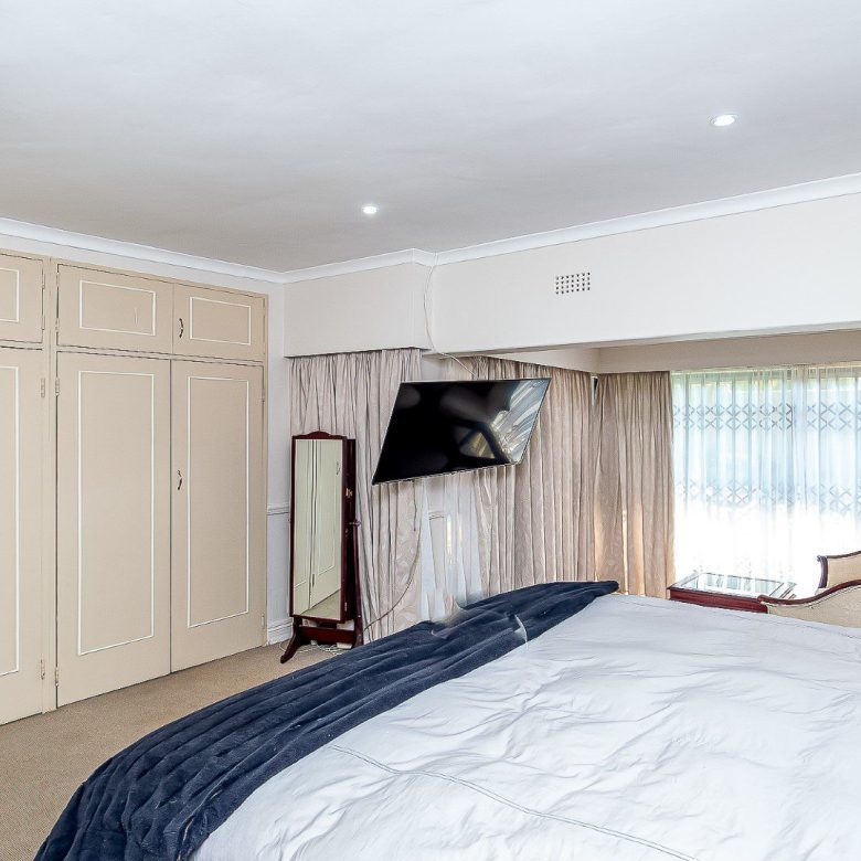 Blairgowrie, Randburg – Renovated 5 Bedroom Home