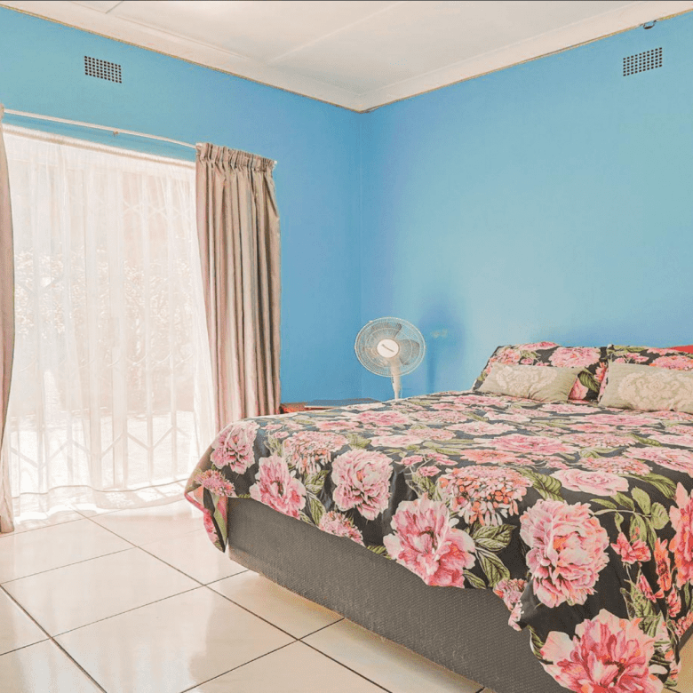 Hurlyvale – 3 Bedroom House