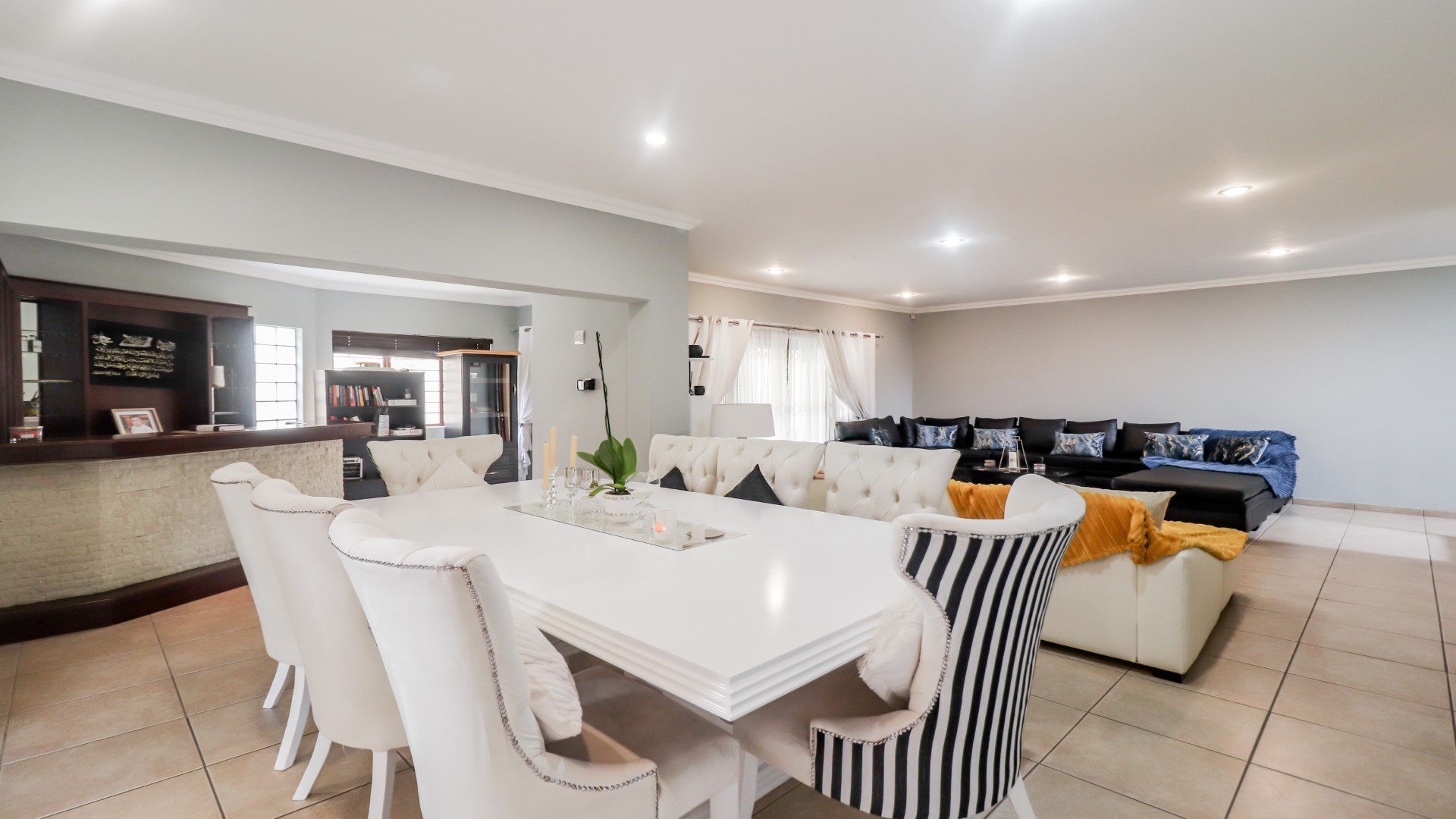 Prima Vista, Mulbarton – Magnificent 4 Bedroom Cluster in Secure Estate