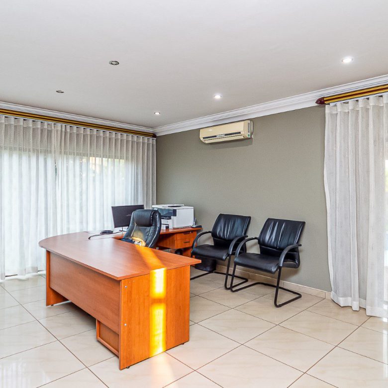 Meyersdal Crest Estate – Luxurious 4 Bedroom Family Home