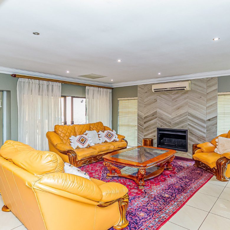 Meyersdal Crest Estate – Luxurious 4 Bedroom Family Home
