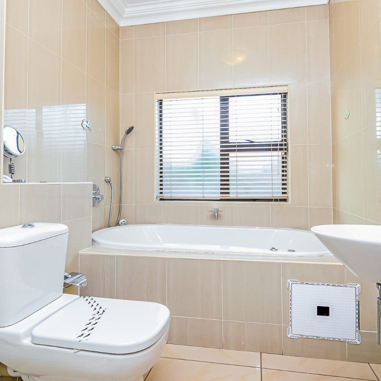 Meyersdal Crest Estate – Luxurious 4 Bedroom Family Home
