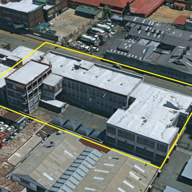 New Centre – Warehouse + Offices 6 600m2 under roof