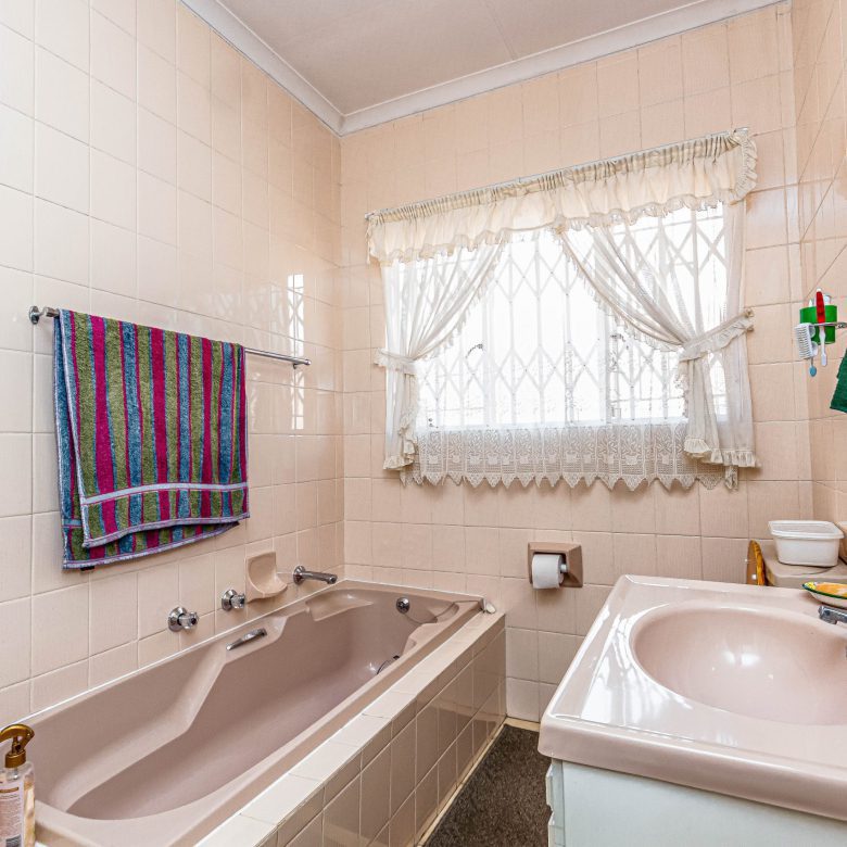 Kibler Park – Elegant 2 Bedroom Cluster, Secure Estate Living