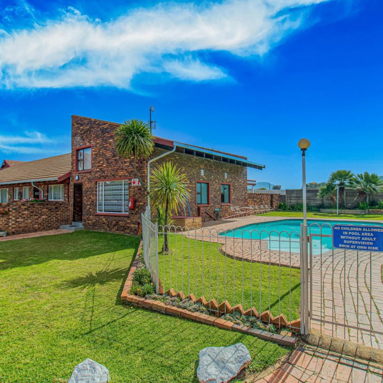 Kibler Park – Elegant 2 Bedroom Cluster, Secure Estate Living