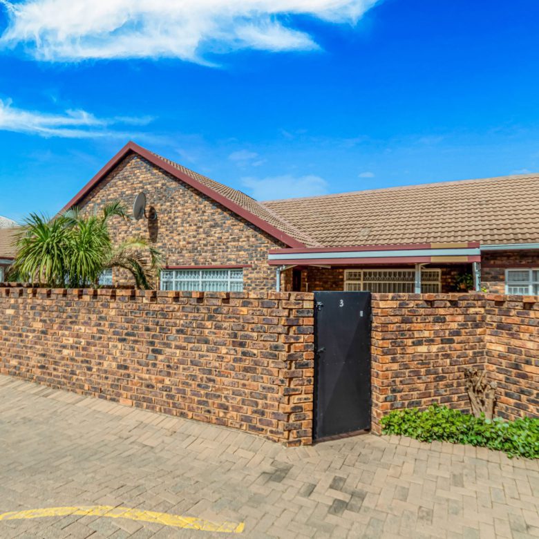 Kibler Park – Elegant 2 Bedroom Cluster, Secure Estate Living