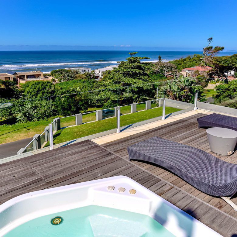 Umhlanga – Grand Family Home with Panoramic Sea Views