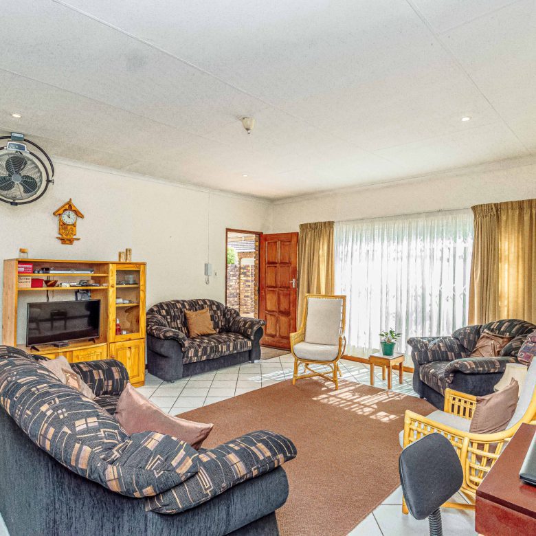 Kibler Park – Elegant 2 Bedroom Cluster, Secure Estate Living