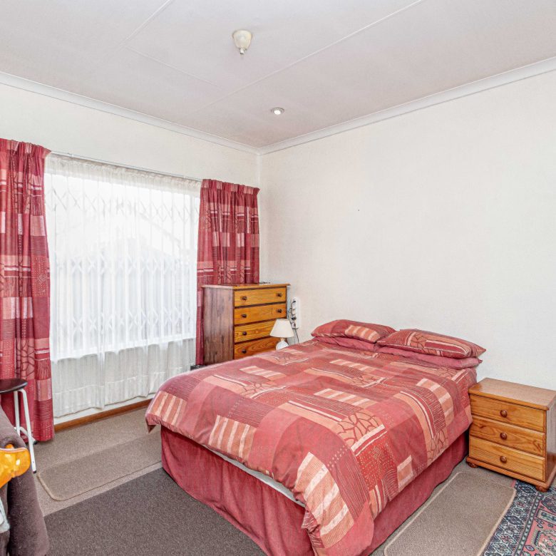 Kibler Park – Elegant 2 Bedroom Cluster, Secure Estate Living