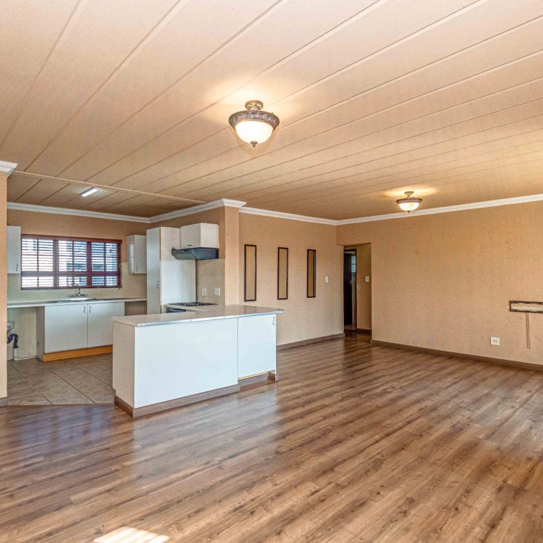 Dowerglen – 2 Bedroom Apartment In Security Estate