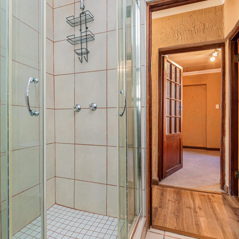 Dowerglen – 2 Bedroom Apartment In Security Estate