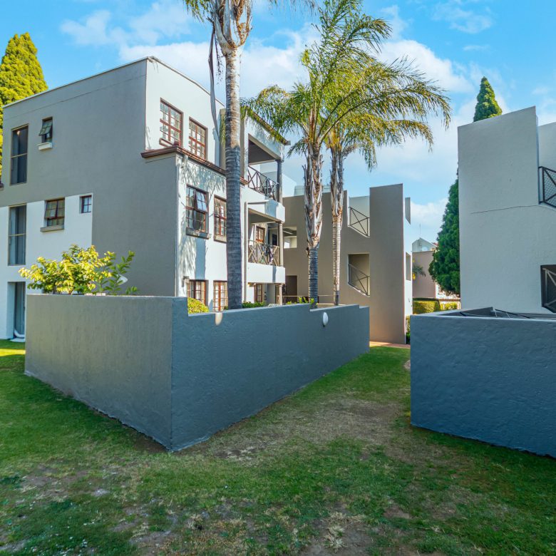 Dowerglen – 2 Bedroom Apartment In Security Estate