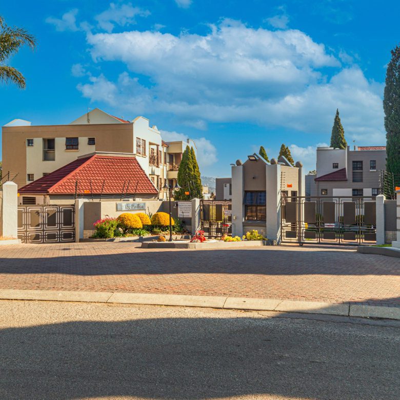 Dowerglen – 2 Bedroom Apartment In Security Estate