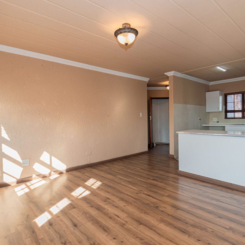 Dowerglen – 2 Bedroom Apartment In Security Estate