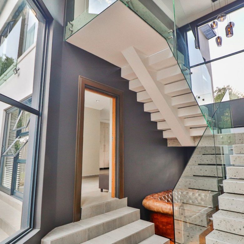 Parkhurst – Newly Renovated / Ultra Modern 4-Bedroom Double Storey Home with Pool & Luxury Finishes