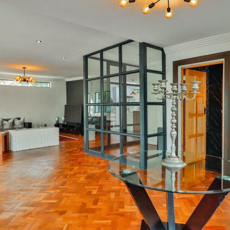 Parkhurst – Newly Renovated / Ultra Modern 4-Bedroom Double Storey Home with Pool & Luxury Finishes