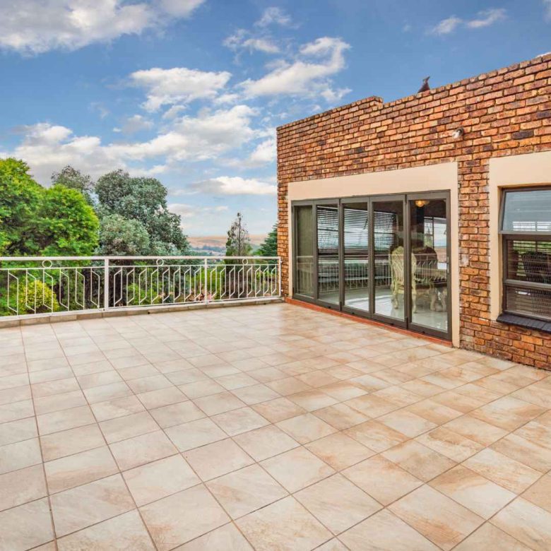 Glenvista – Home with Breathtaking Views and Two Flatlets