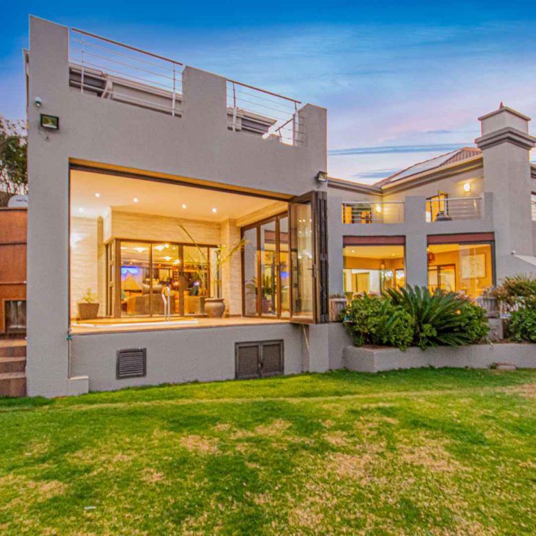 Luxury Auction in Bassonia Estate – A Rare Opportunity