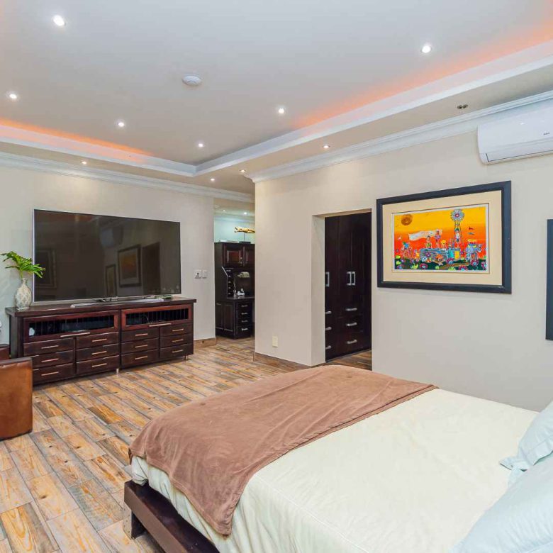 Luxury Auction in Bassonia Estate – A Rare Opportunity