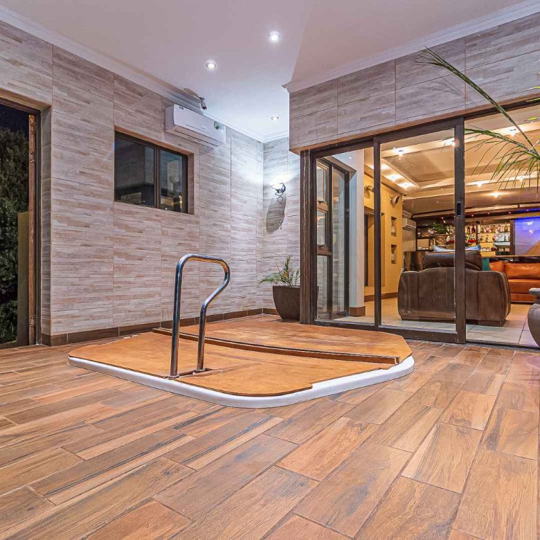 Luxury Auction in Bassonia Estate – A Rare Opportunity