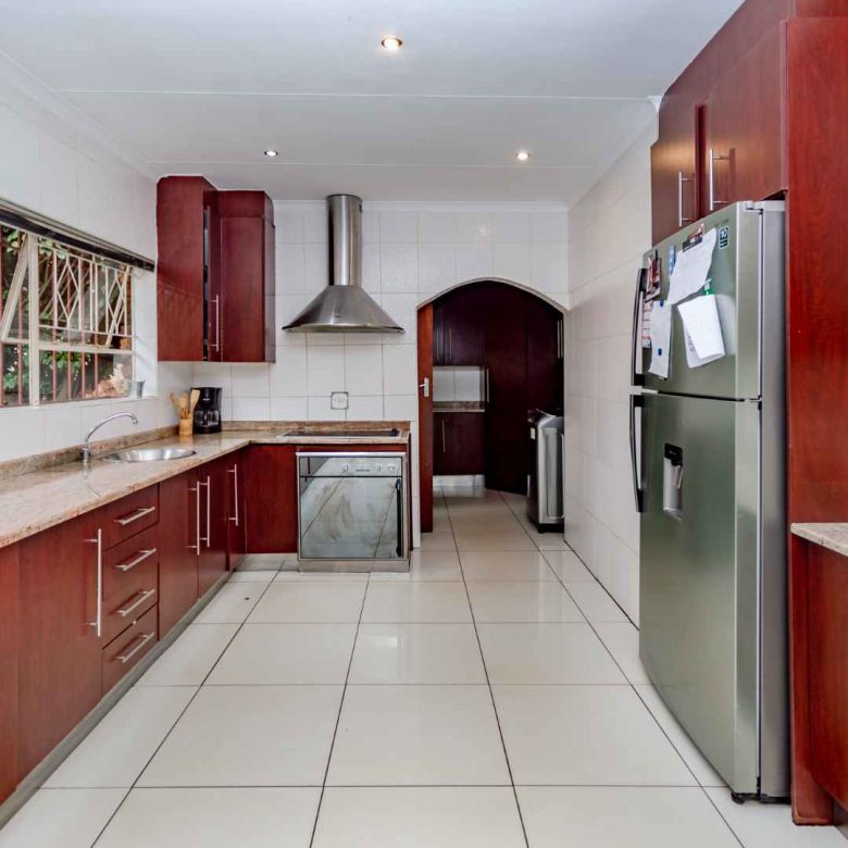 Glenvista – Home with Breathtaking Views and Two Flatlets