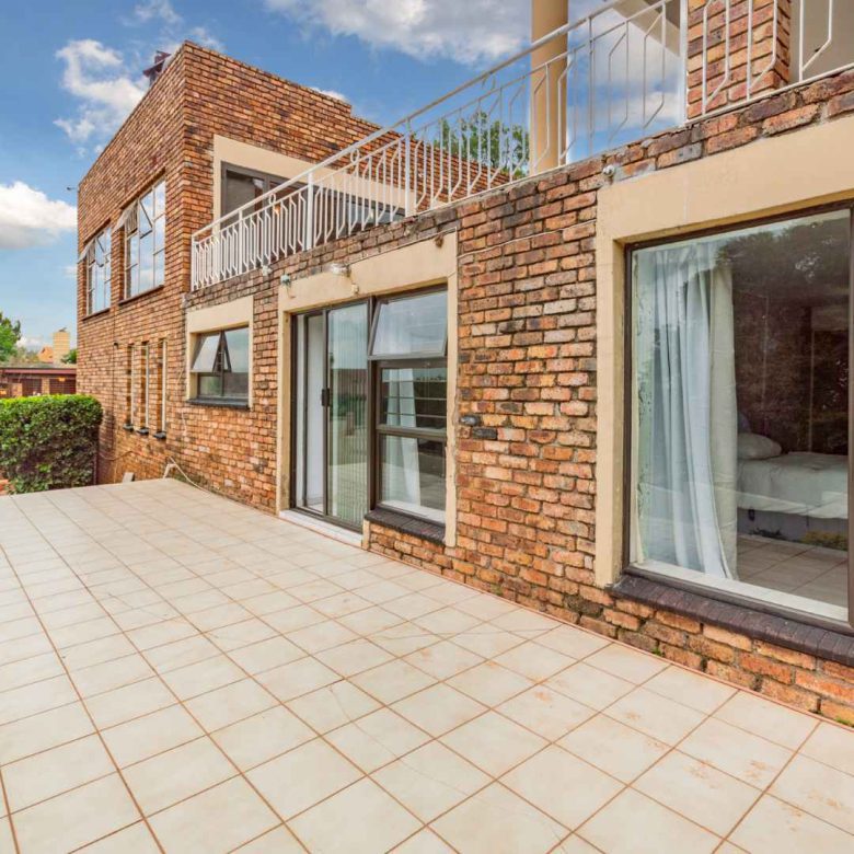 Glenvista – Home with Breathtaking Views and Two Flatlets