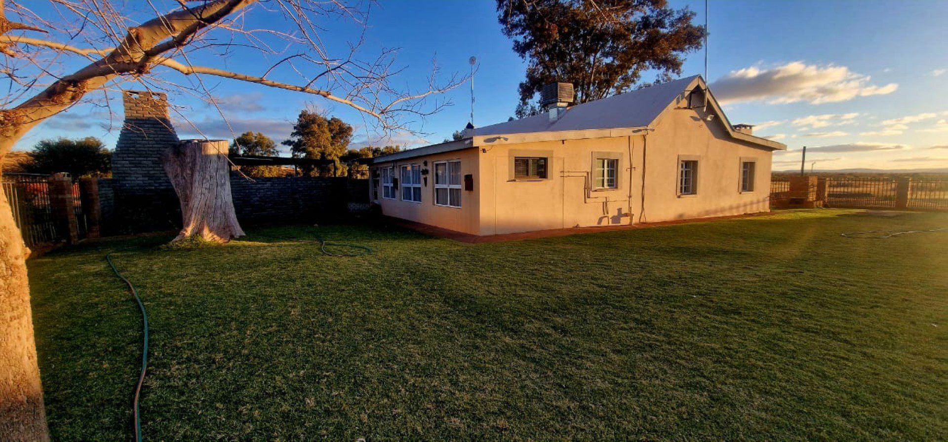 Northen Cape – Exceptional 1,567HA Game Farm & Hunting Lodge