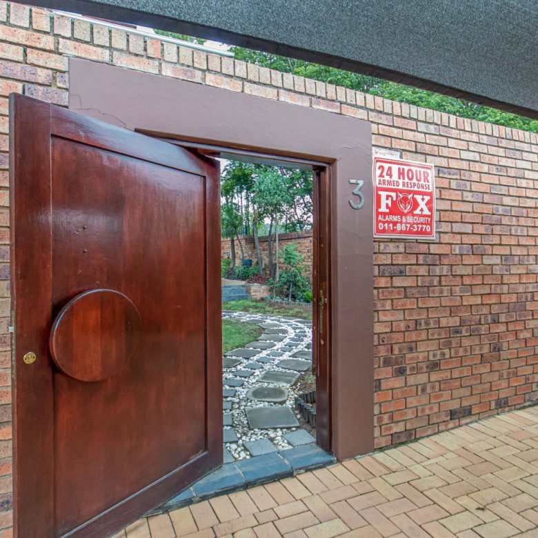 Glenvista – Elegant 3 Bedroom Cluster!