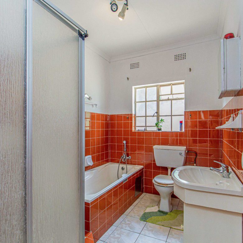 Suideroord – Spacious 3 Bedroom Family Home