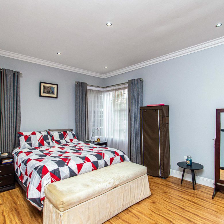 Glenvista – Elegant 3 Bedroom Cluster!