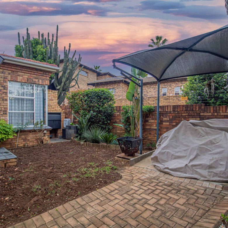 Glenvista – Elegant 3 Bedroom Cluster!