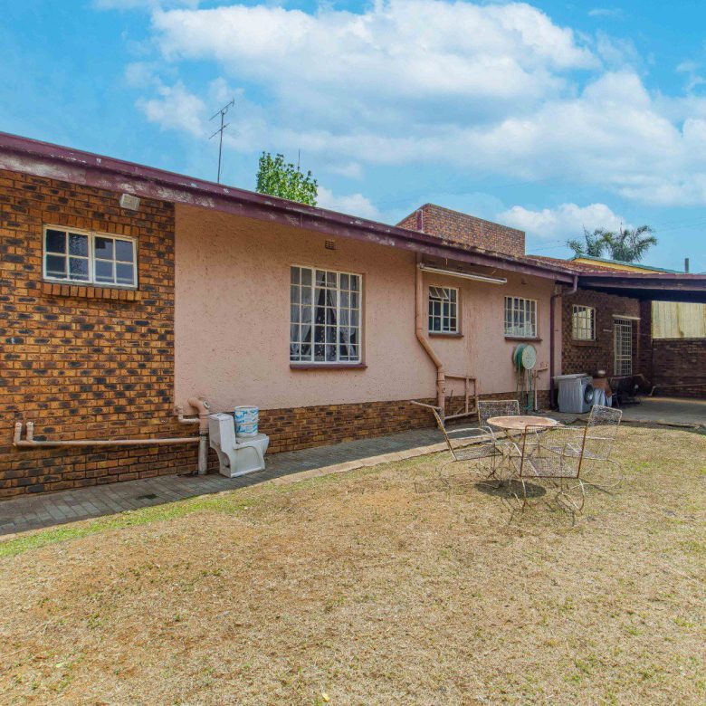 Suideroord – Spacious 3 Bedroom Family Home