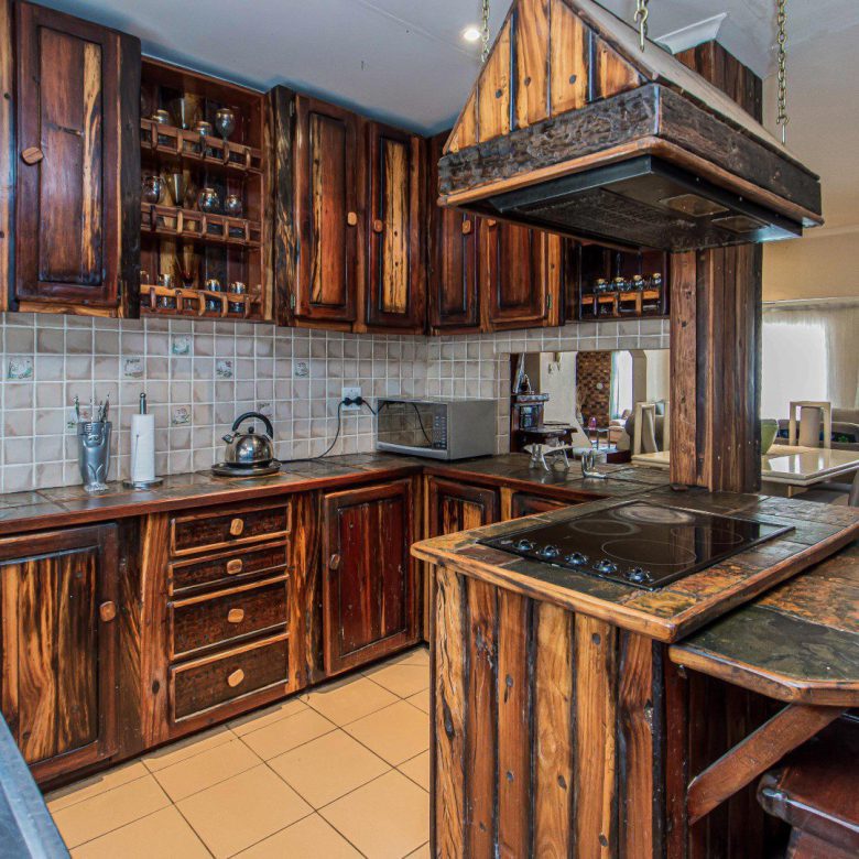 Suideroord – Spacious 3 Bedroom Family Home