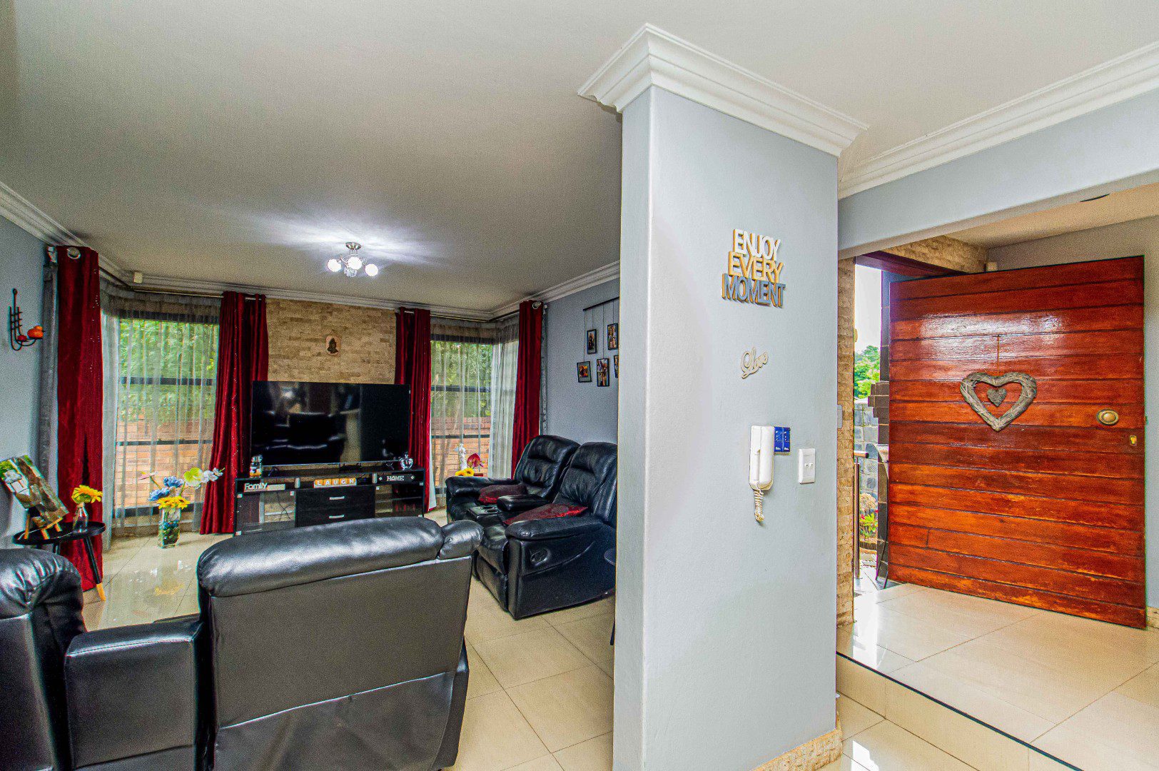 Glenvista – Elegant 3 Bedroom Cluster!