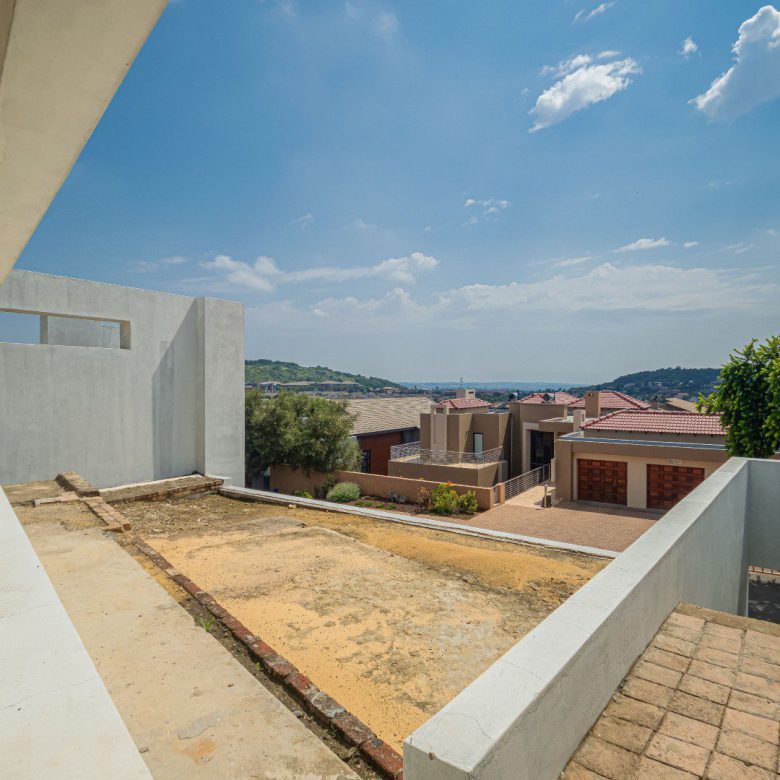 Meyersdal Nature Estate – Incomplete 5 Bedroom Double Storey Home