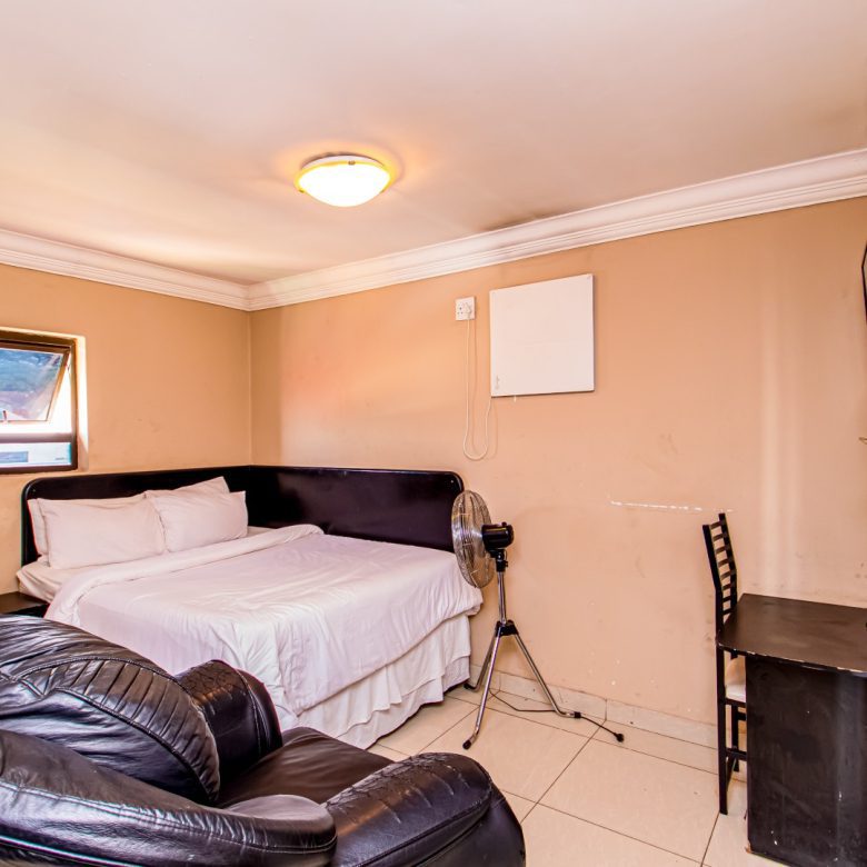 Rosettenville | 20 Room Income-Generating Guest Lodge