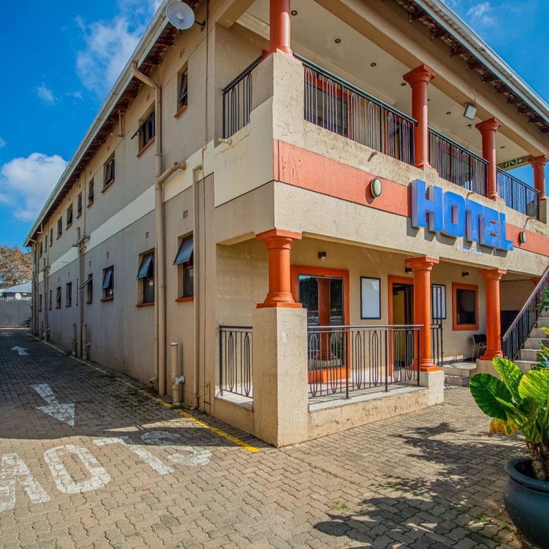 Rosettenville | 20 Room Income-Generating Guest Lodge