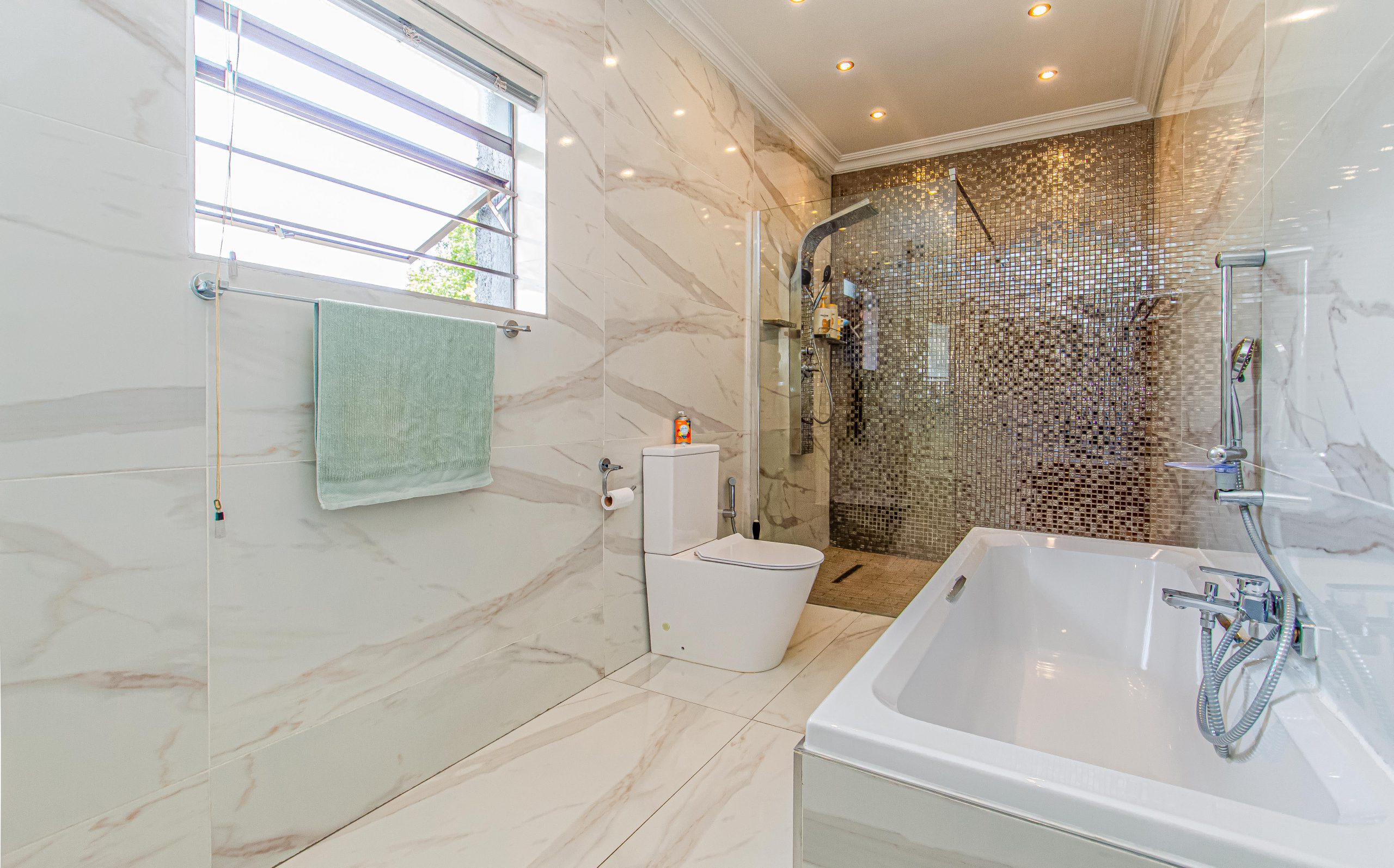 8 Sandton | Estate late Auction