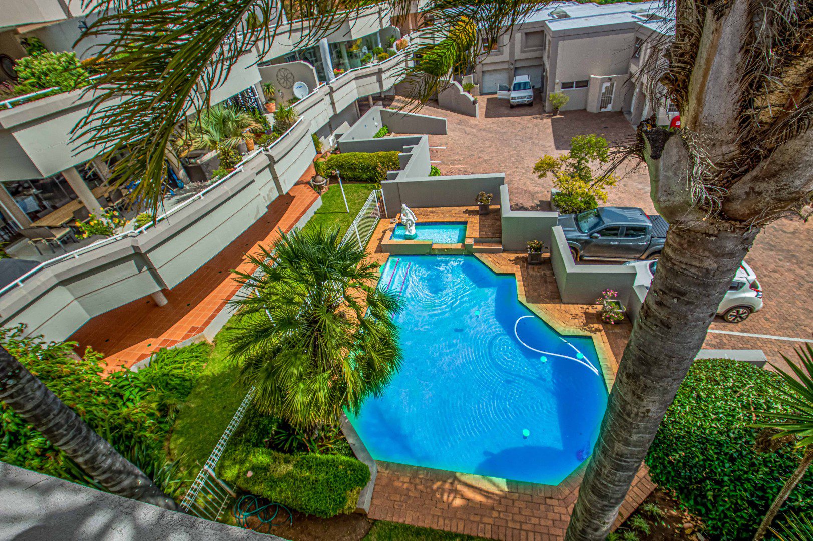 Bedford Park – Luxurious Penthouse