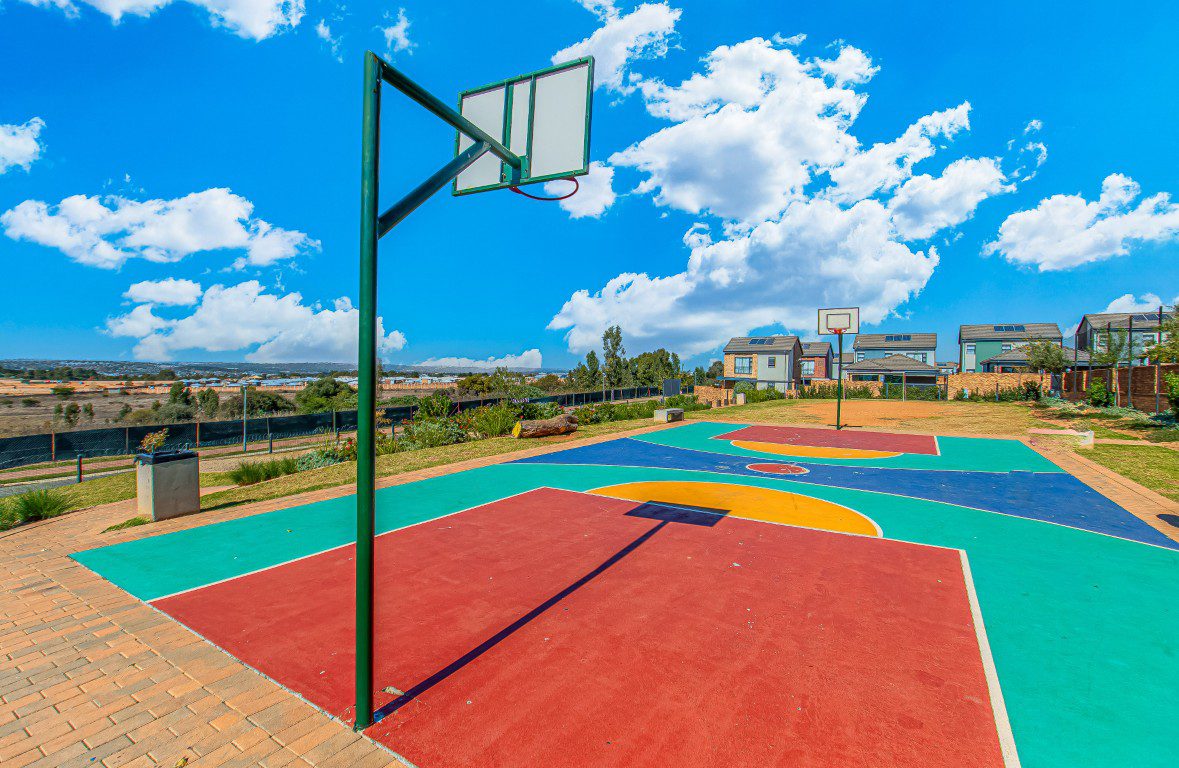 Lion Pride | Exclusive 3 Bedroom Family Home