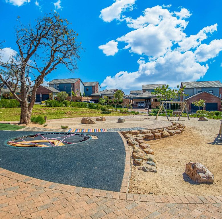 Lion Pride | Exclusive 3 Bedroom Family Home