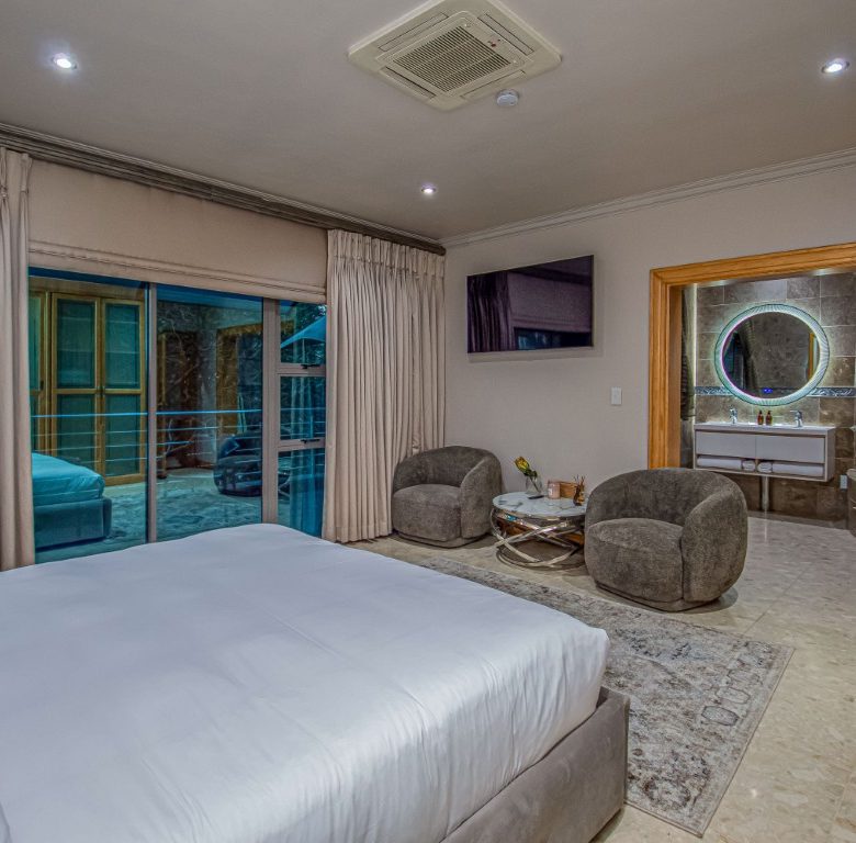 Bedfordview | Ultra-Luxury Fully Furnished Mansion with 360° Views