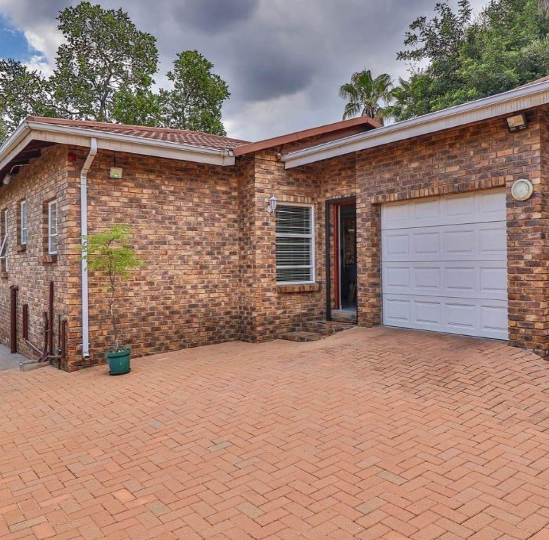 Bassonia | 2 Modern Homes With Unrivalled Security
