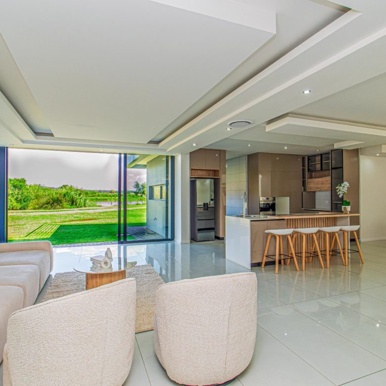Hartbeespoort | Architectural 5 Bed Waterfront Masterpiece