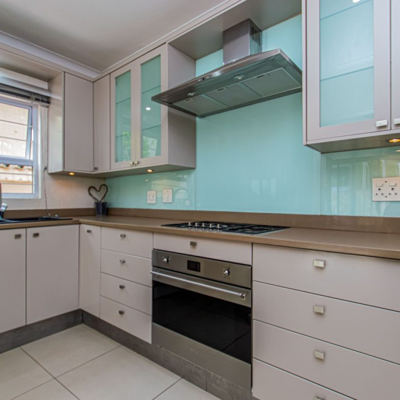 Bedford Park | Stylishly Apartment